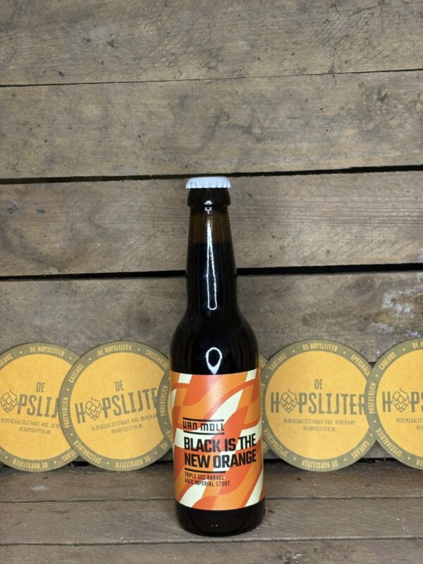 Van Moll - Black is the new orange